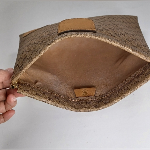 Gucci monogram clutch EUC - Picture 5 of 14